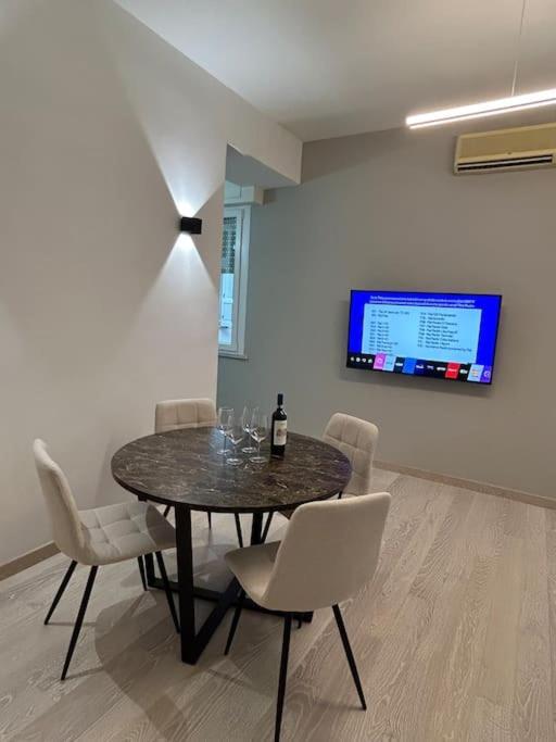 Apartamento Casa Nicola- Apt In The Heart Of Roma Exterior foto